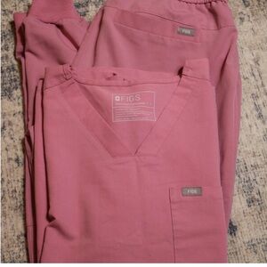 Figs Jogger Scrub Set